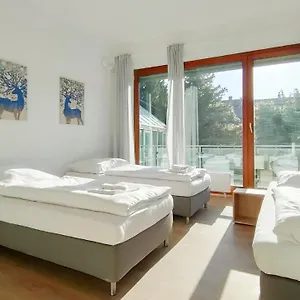 Appartement Raj Living - With 2 , 3 And 6 - 15 Min To Messe Dus And Old Town Dus Düsseldorf