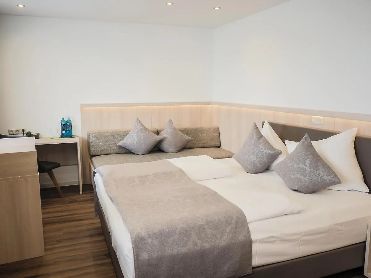 Hotel-Gasthof Weisses Ross Schwaig bei Nürnberg