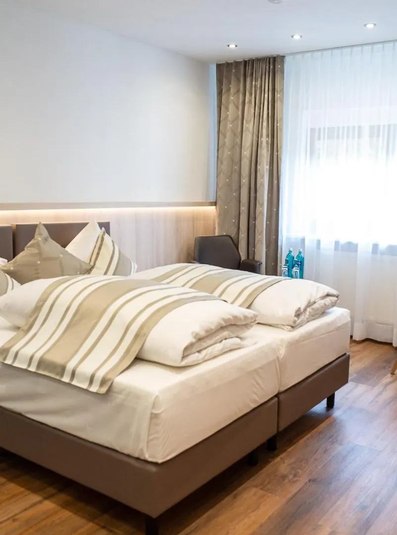 Hotel-Gasthof Weisses Ross Schwaig bei Nürnberg Deutschland